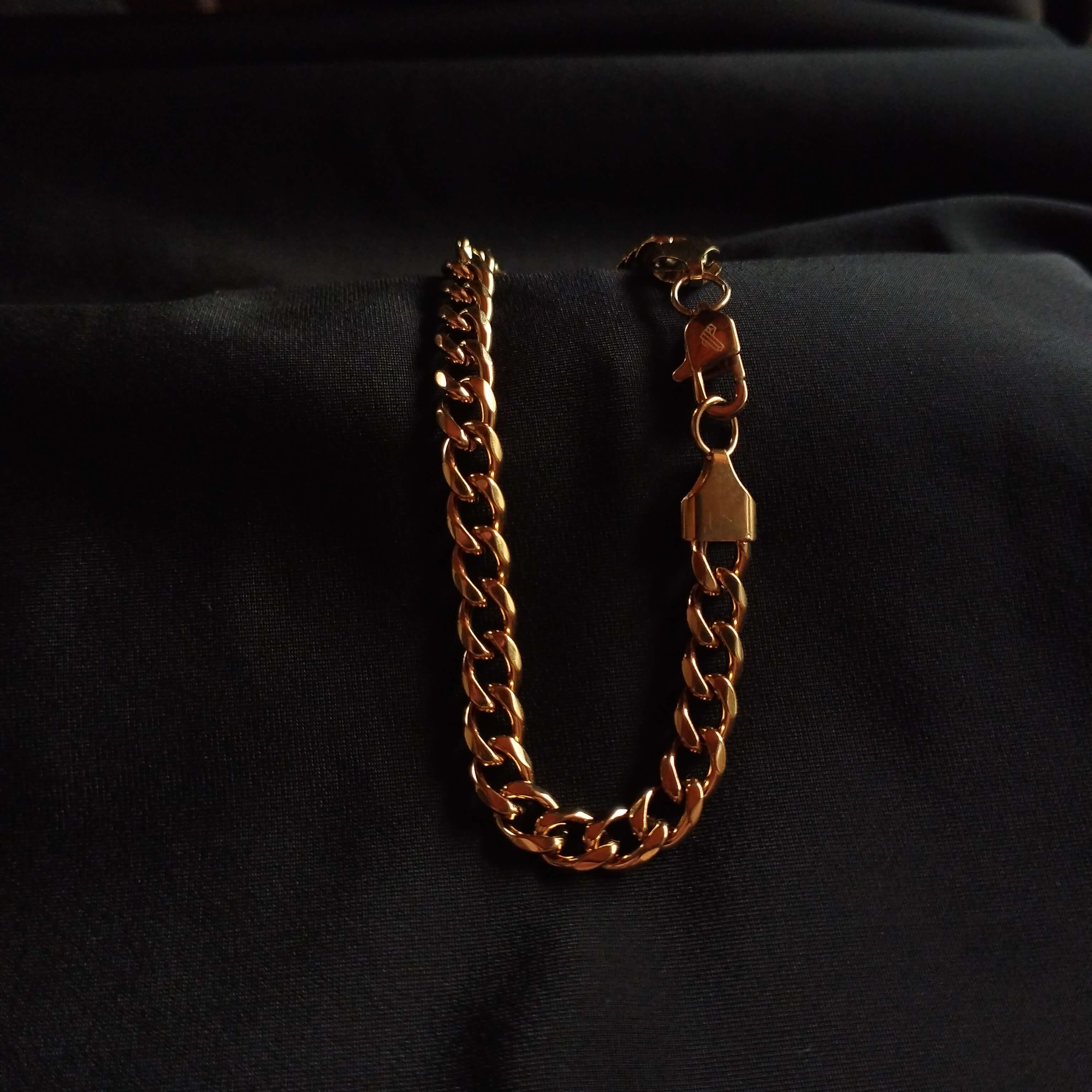 Pulsera Cubana Hombre 6mm × 20cm – Fuerza y Estilo