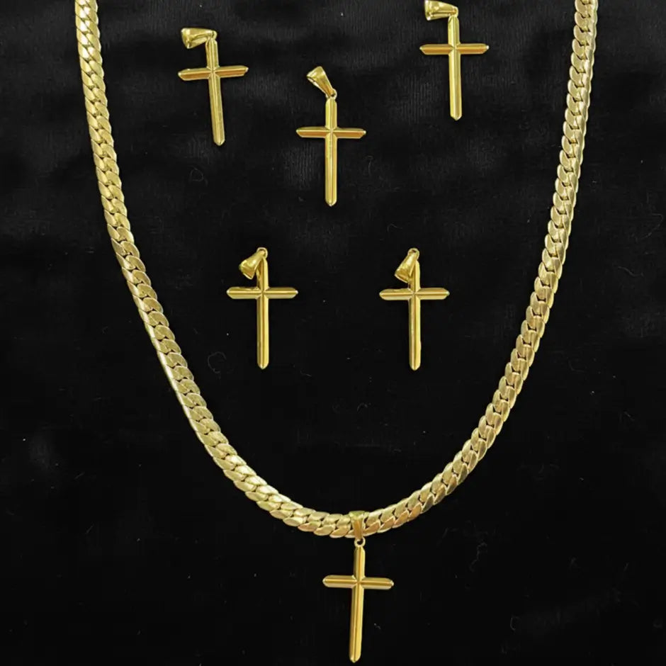 Dije Cruz 18K – Protección y Estilo Premium